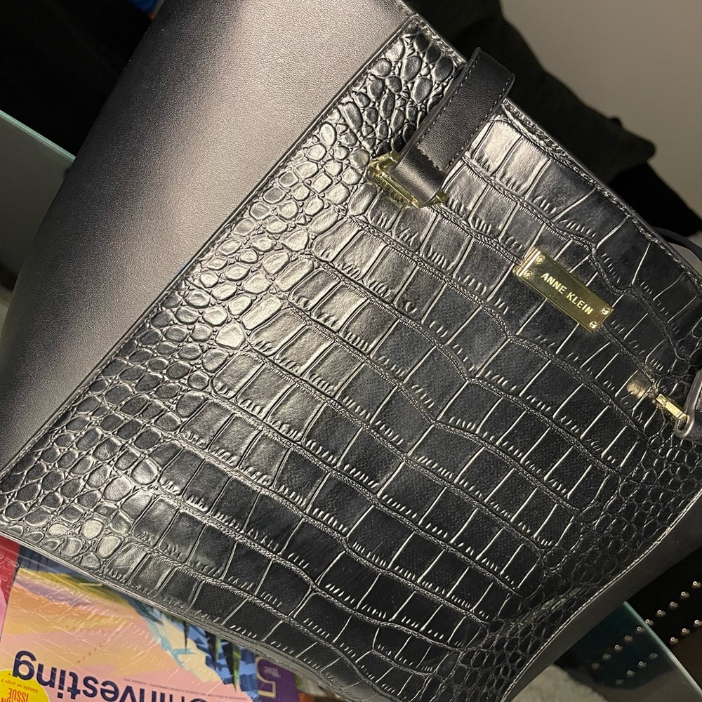 Anne Klein Black Alligator Print purse